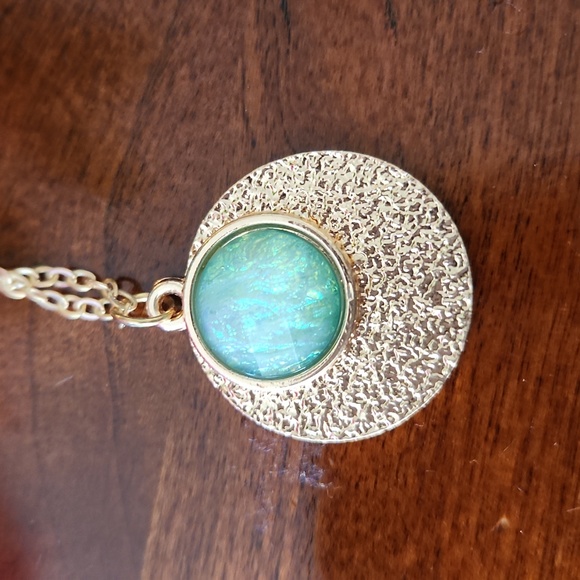 Round Green/Golden sphere pendant - Picture 2 of 7